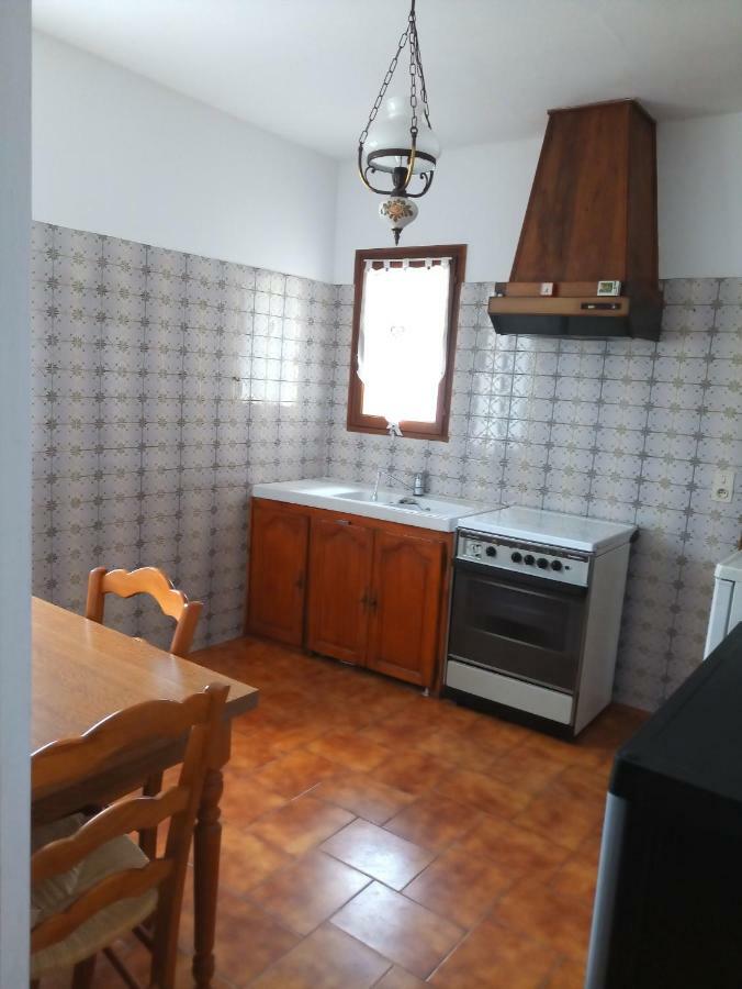 Вилла Comme Chez Vous Bayons Экстерьер фото
